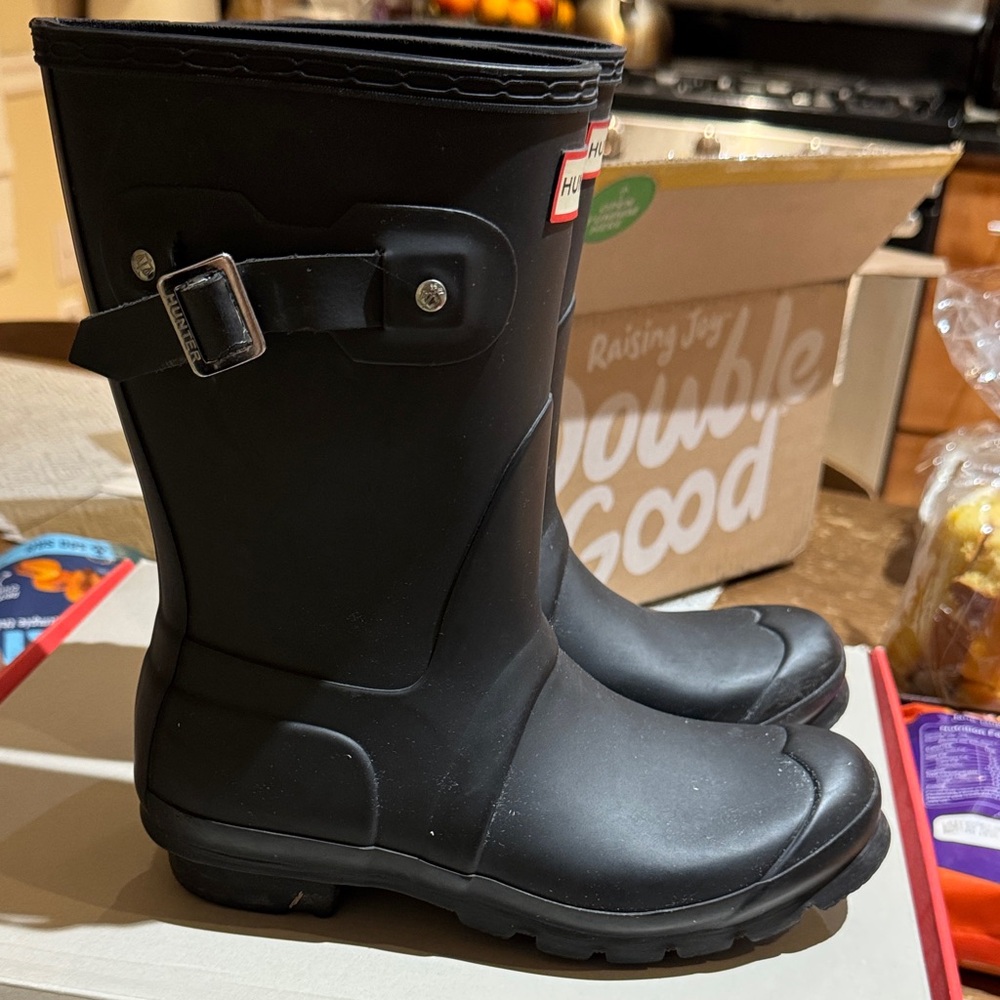Hunter Matte Womens short Waterproof Boots